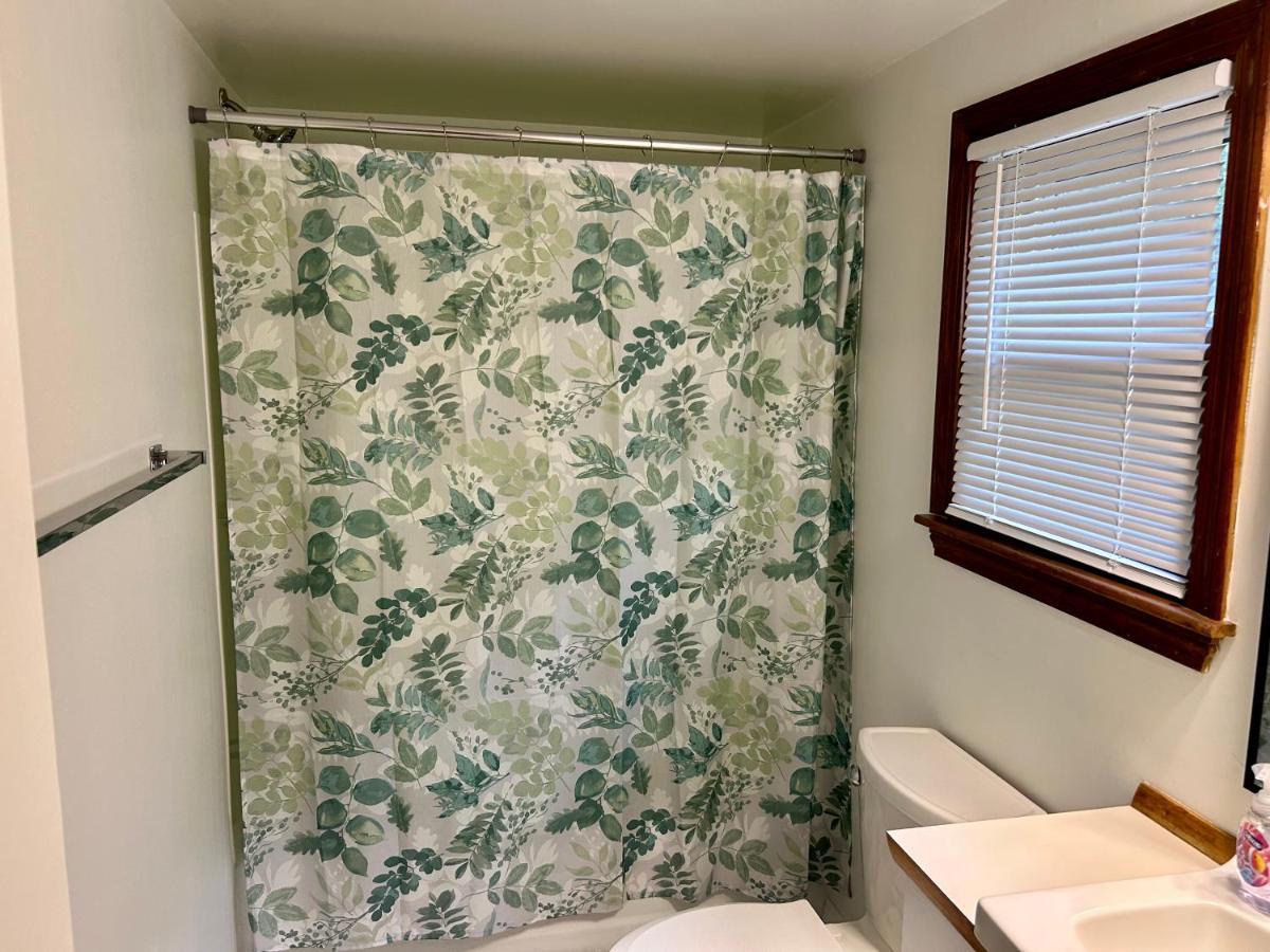 Apartmán Traveler'S Den In Medford Exteriér fotografie